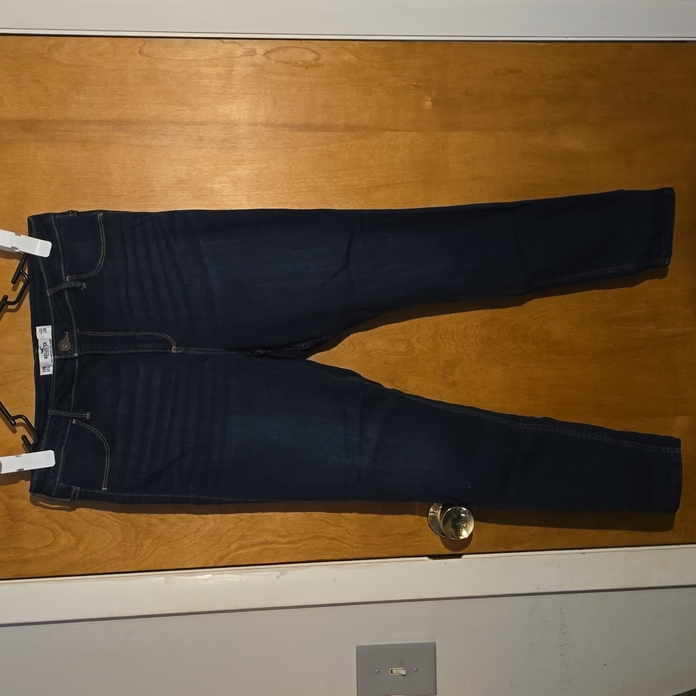 Hollister 17R Curvy High Rise Jean Leggings